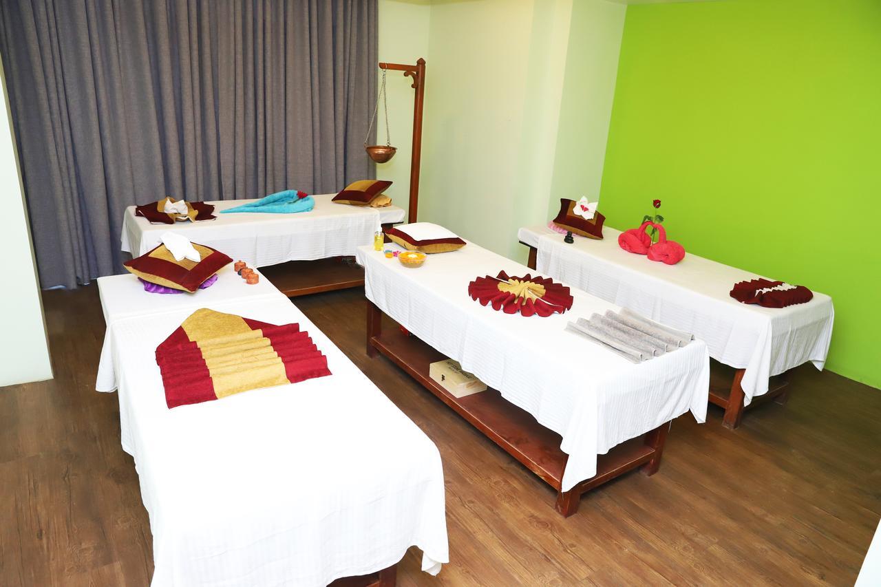 Retro Hotel And Spa Катманду Екстериор снимка